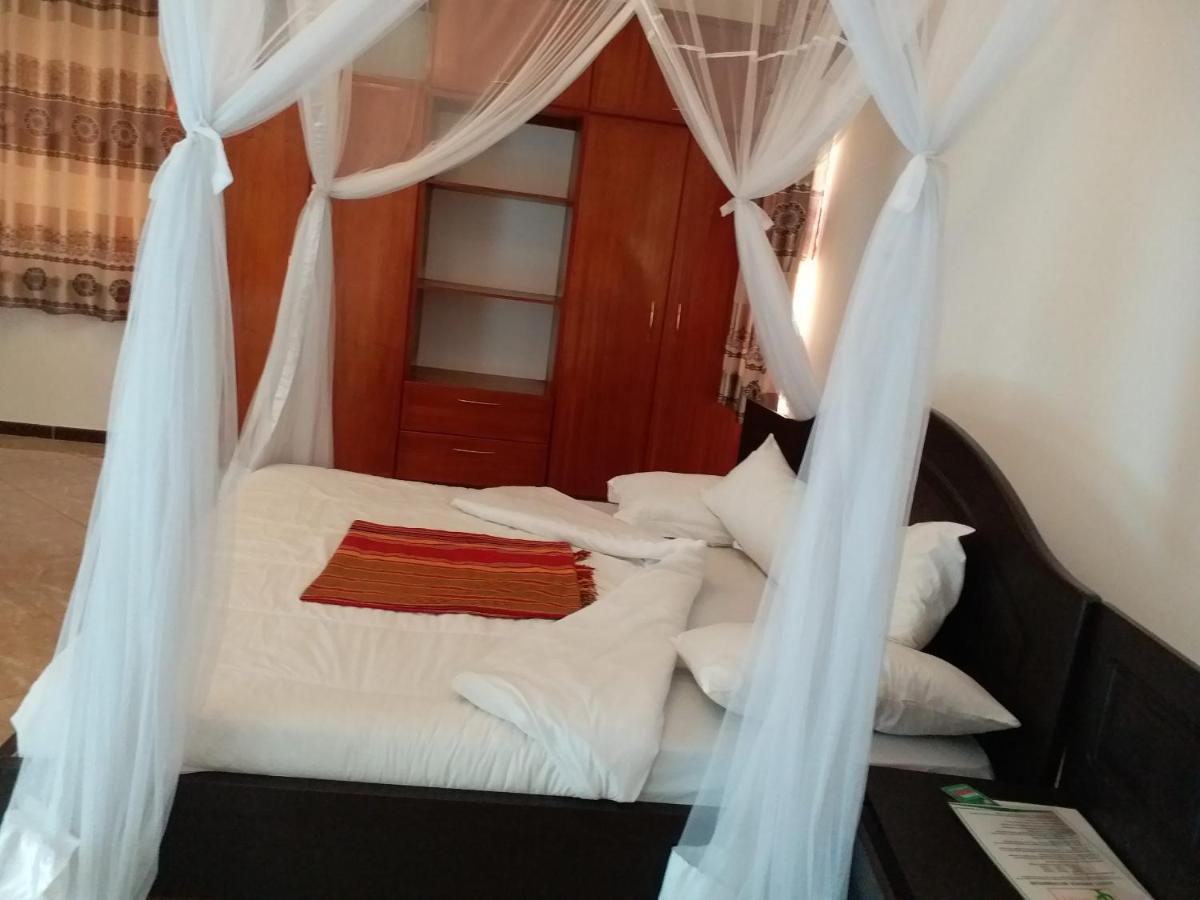 Acactus Hotel Kampala Eksteriør bilde